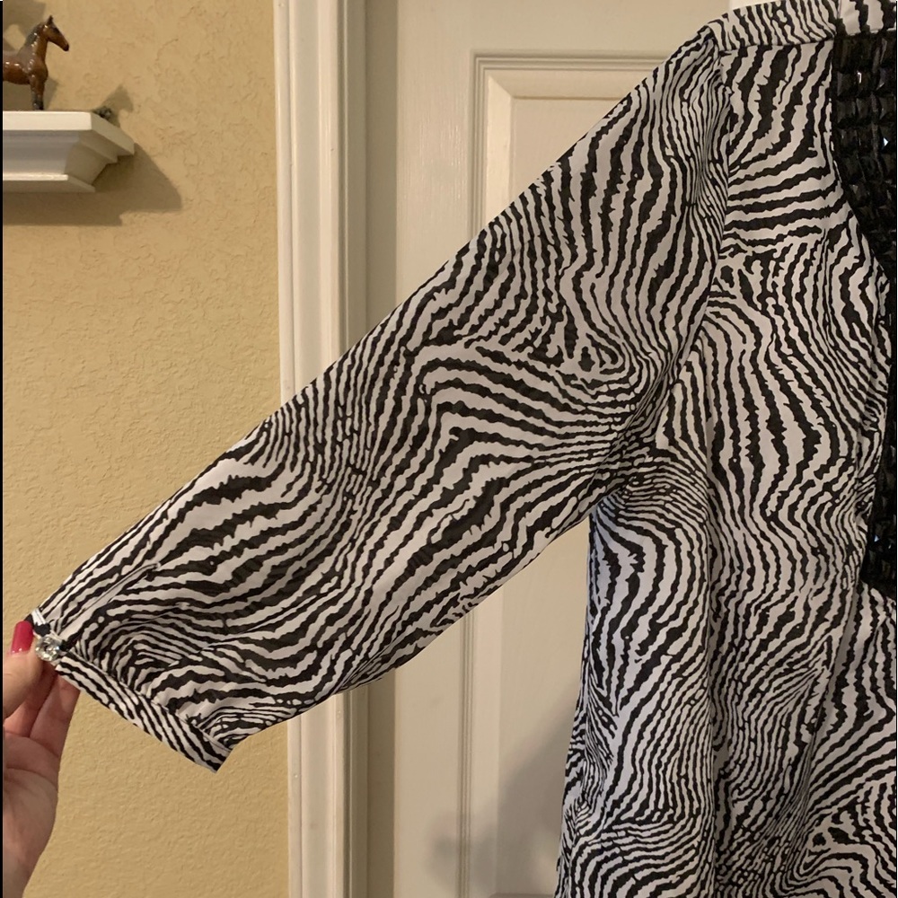 Zebra blouse - Picture 2 of 4